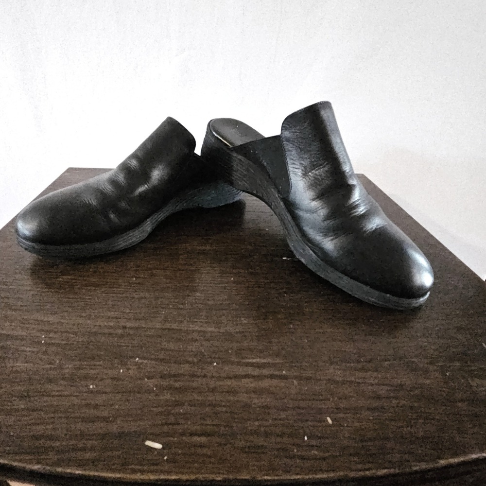 Cole Haan Black Leather Memory Flex Mules F5900 Wedge Slip On Shoes Brazil 7.5B